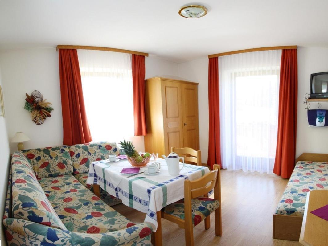 Ferienhaus Rosi Apartman Sankt Martin am Tennengebirge Szoba fotó